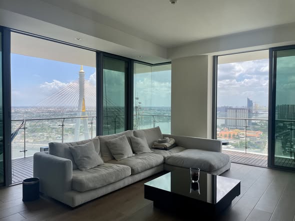 room interior of The Pano