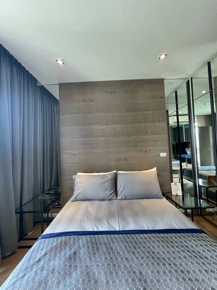 bedroom and room interior of The Park at EM District