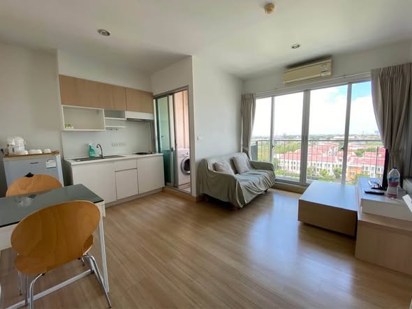 bedroom of The Parkland Srinakarin Lakeside