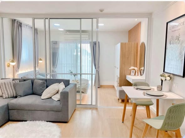 living room and bedroom and room interior of The Peak Condominium