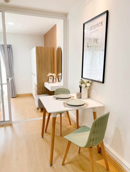 room interior and bathroom of The Peak Condominium