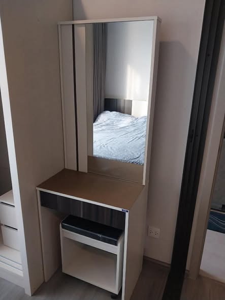 bedroom of The Politan Aqua