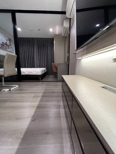 room interior of The Politan Rive