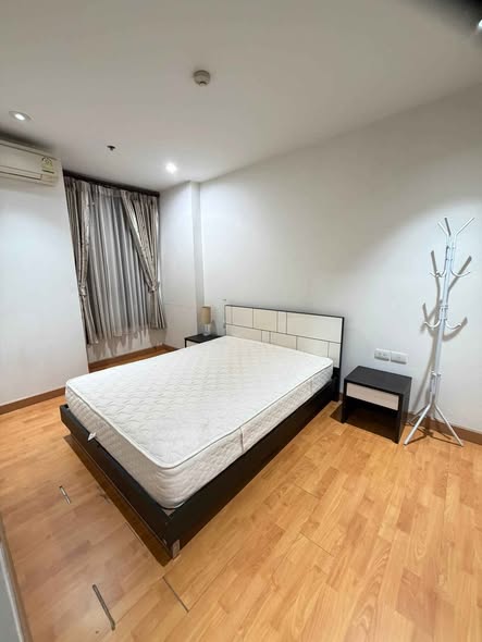 bedroom of The President Condo Sukhumvit 81