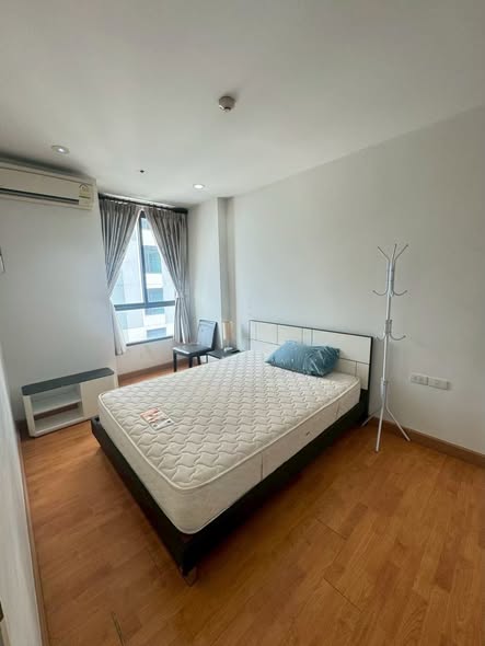 bedroom of The President Condo Sukhumvit 81