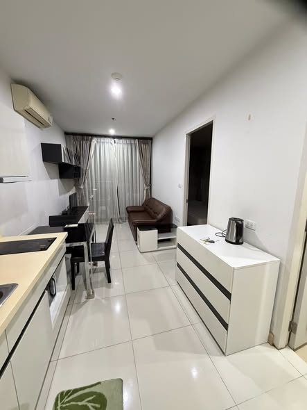 bedroom of The President Condo Sukhumvit 81
