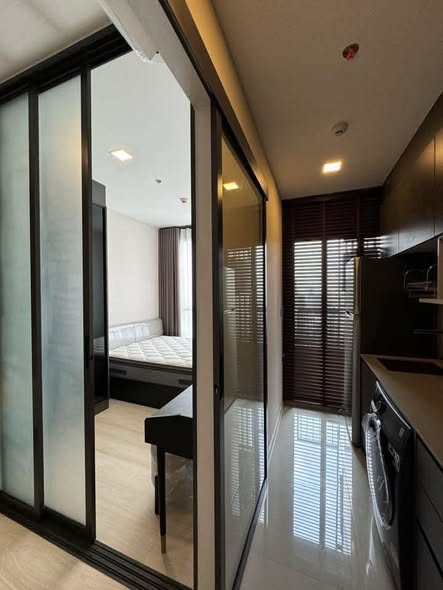 bedroom and room interior of The Privacy Jatujak