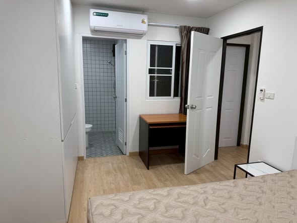 room interior of The Privacy Ratchada-Sutthisan