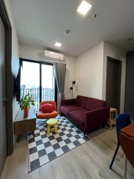 bedroom and living room of The Privacy Taopoon Interchange