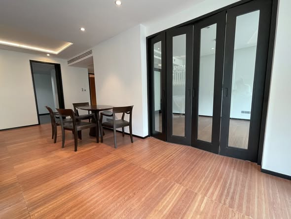 room interior of The Private Residence Rajdamri