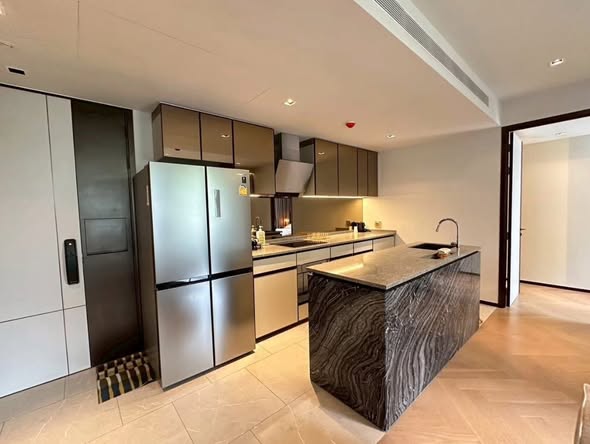 room interior and kitchen of THE RESERVE 61 HIDEAWAY