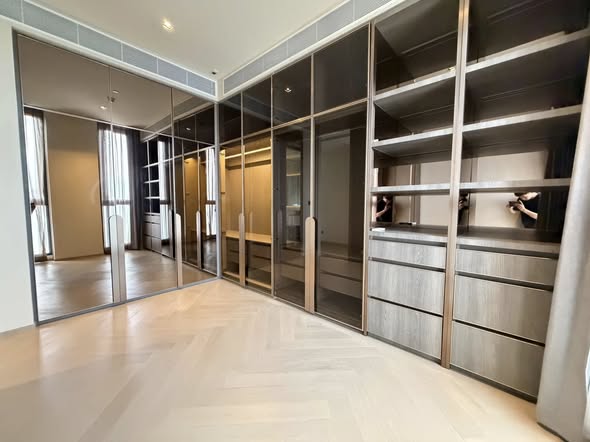 room interior of The Reserve Sathorn