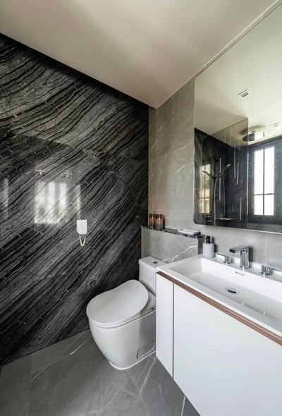 bathroom of The Reserve Sukhumvit 61