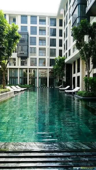 pool of The Reserve Sukhumvit 61