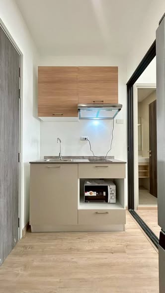 bathroom and kitchen of The Rich Rama 9 – Srinagarindra