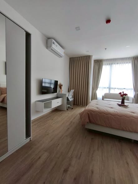 bedroom of The Rich Rama 9 – Srinagarindra
