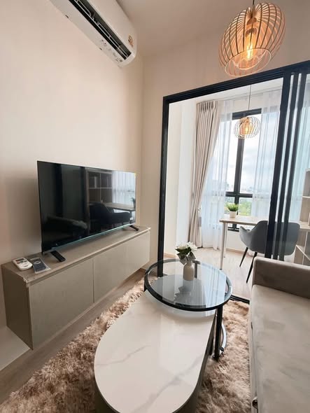 bedroom and living room of The Rich Rama 9 – Srinagarindra