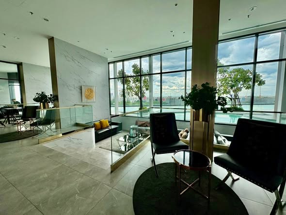 living room of The Rich Rama 9 – Srinagarindra