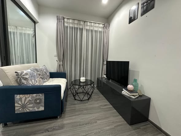 living room of The Rich Sathon-Taksin