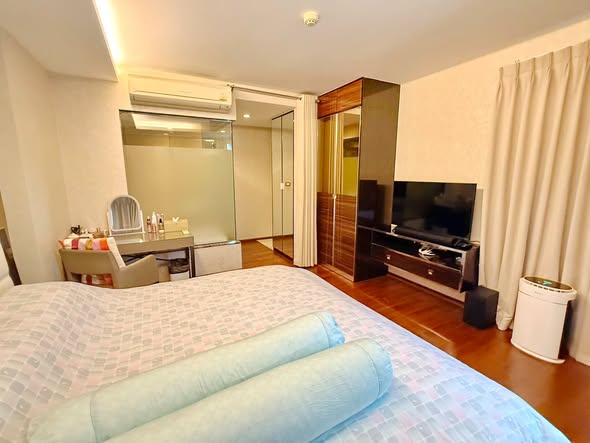 bedroom of The Rise Sukhumvit 39