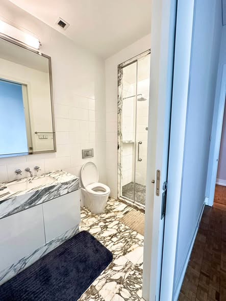 bathroom of The Ritz-Carlton Residences, Bangkok