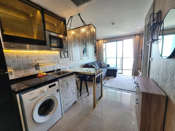kitchen of The Riviera Monaco เดอะ ริเวียร่า โมนาโค