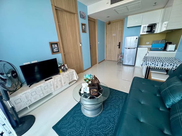 living room of The Riviera Wongamat Beach : เดอะ ริเวียร่า วงศ์อมาตย์ บีช