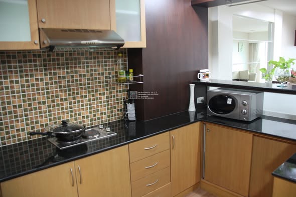 bathroom and kitchen of The Roof Garden