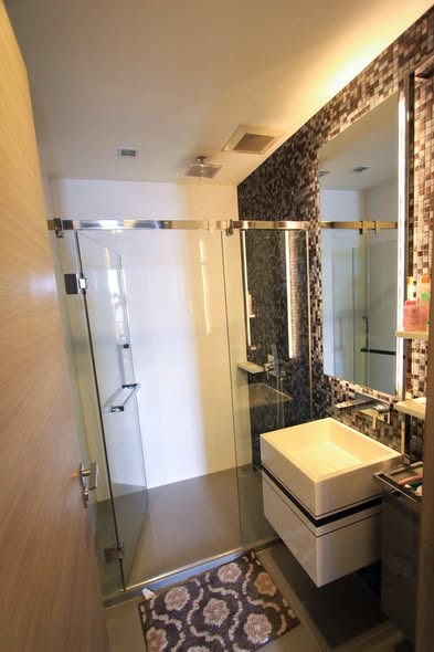 room interior and bathroom of The Room Rama 4