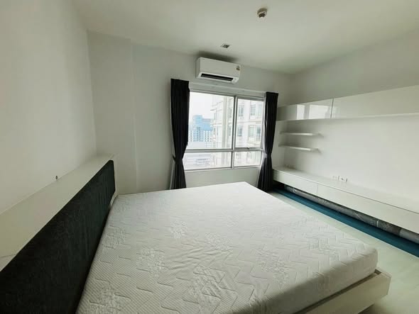 bedroom of The Room Ratchada-Ladprao