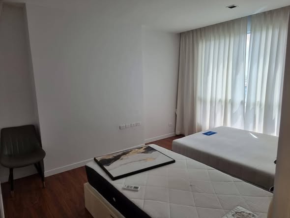 bedroom of The Room Sathon-Taksin