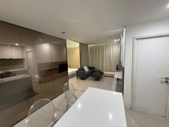 bedroom of The Room Sukhumvit 21
