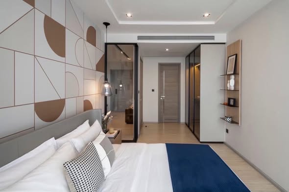 bedroom of THE ROOM SUKHUMVIT 38 | เดอะรูม สุขุมวิท 38