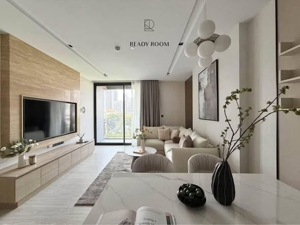 bedroom and living room of THE ROOM SUKHUMVIT 38 | เดอะรูม สุขุมวิท 38