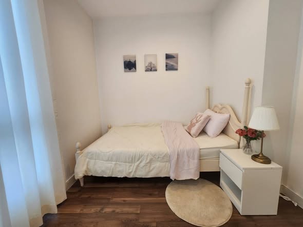 bedroom of The Room Sukhumvit 62