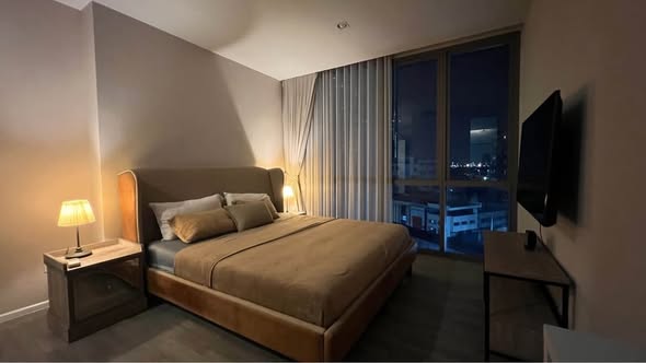 bedroom of The Room Sukhumvit 69