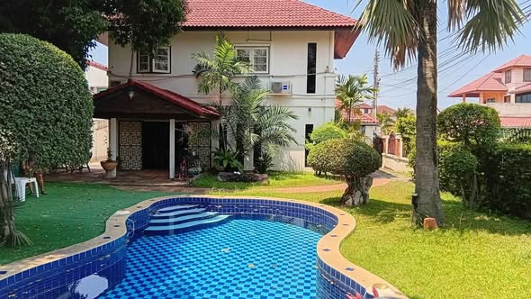 pool of The Seasonal พูลวิลล่า พัทยา
