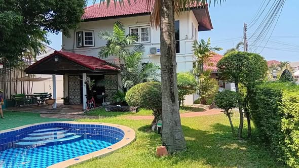 pool of The Seasonal พูลวิลล่า พัทยา