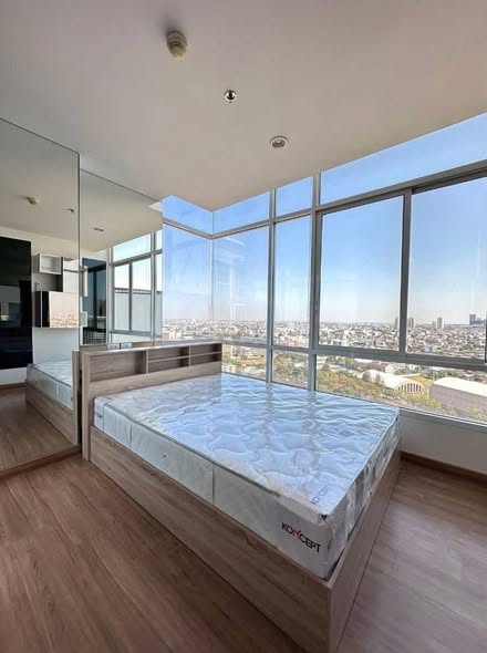 bedroom of The Sky Sukhumvit