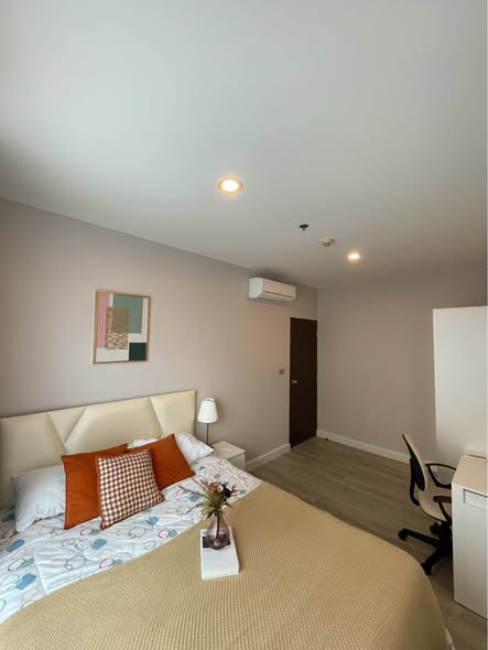 bedroom of The Sky Sukhumvit