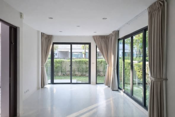 room interior of The SONNE Srinakarindra-Bangna