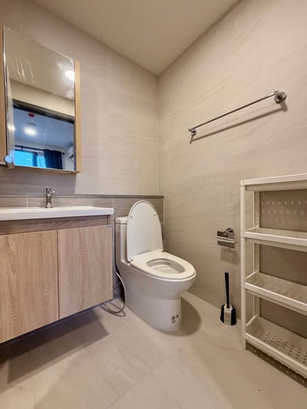 bathroom of The Stage Mindscape Ratchada-Huai Khwang