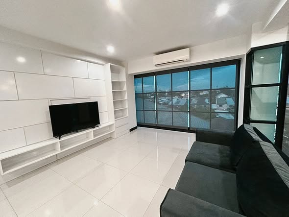living room of The Supara