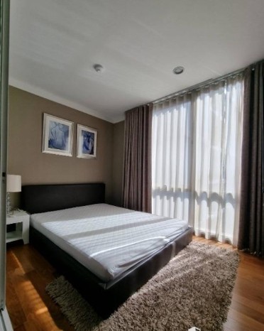bedroom and room interior of The Tempo Ruamrudee
