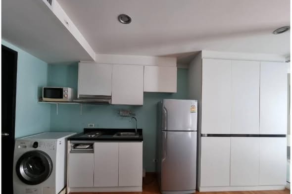 kitchen of The Tempo Ruamrudee