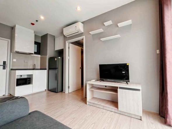 bedroom of The Tree Huamak Interchange