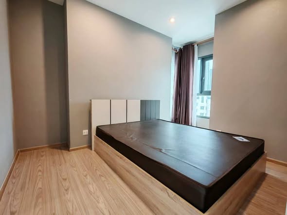bedroom of The Tree Huamak Interchange