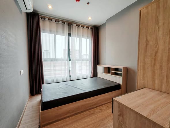bedroom of The Tree Huamak Interchange