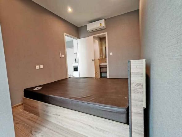 bedroom of The Tree Huamak Interchange