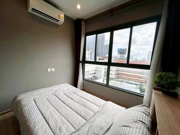 bedroom of The Tree Huamak Interchange